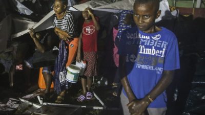 Тропический шторм обрушился на Гаити