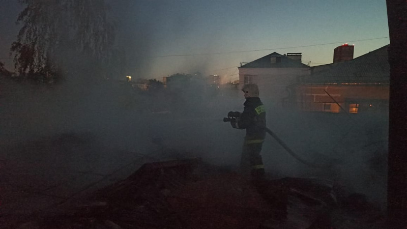 В крупном пожаре в Екатеринбурге погибли два человека 66.mchs.gov.ru/CC BY 4.0