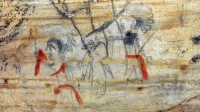 Учёные разгадали тайну отпечатков маленьких ладошек в египетской пещере