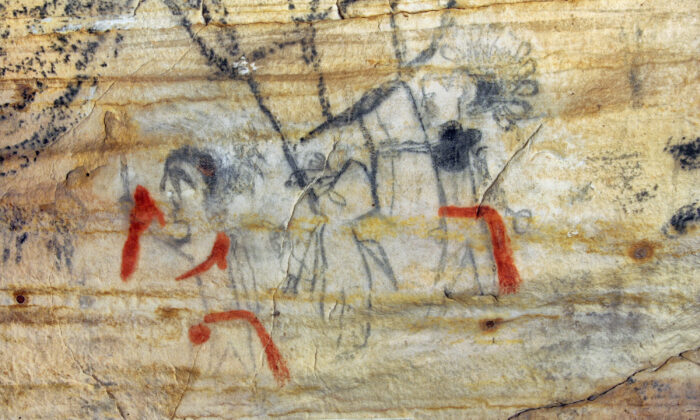 Пещера Миссури с произведениями искусства народа осейджей возрастом более 1000 лет была продана на аукционе во вторник, 14 сентября 2021 г.