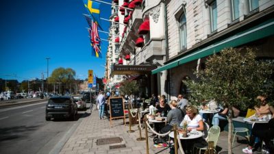 Швеция объявила о снятии ограничений по COVID-19