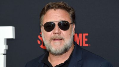 Производство фильма Рассела Кроу остановлено из-за COVID-19