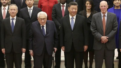 Почему на западе так много людей отстаивают идеи коммунизма?