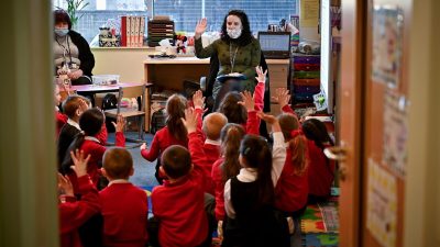 Учителя не подвержены повышенному риску COVID-19, заявили британские учёные