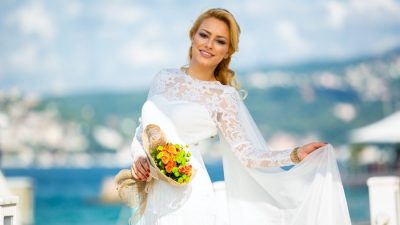 Современные тенденции в вечерних причёсках и свадебных образах