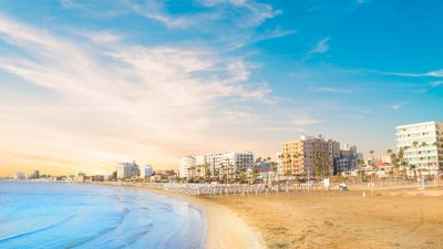 Скоро лето, пора в Болгарию