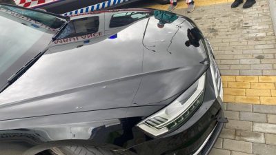 На Украине обстреляли машину помощника президента