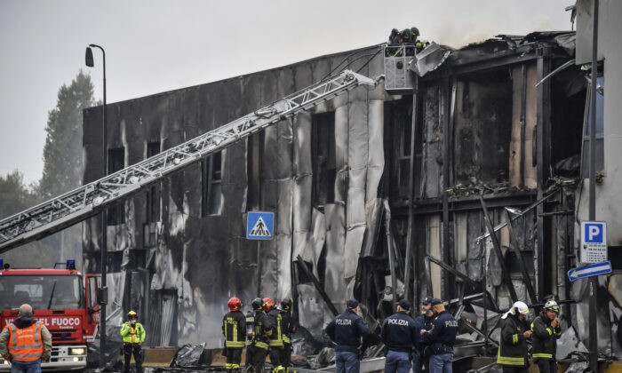 Сгоревший дом