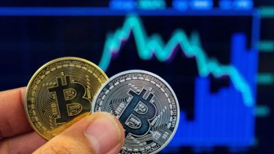 Клиенты криптобиржи Beribit вторые сутки пытаются вернуть 400 млн рублей