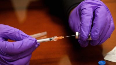 Кто эти «вакцинные скептики», и во что они верят?