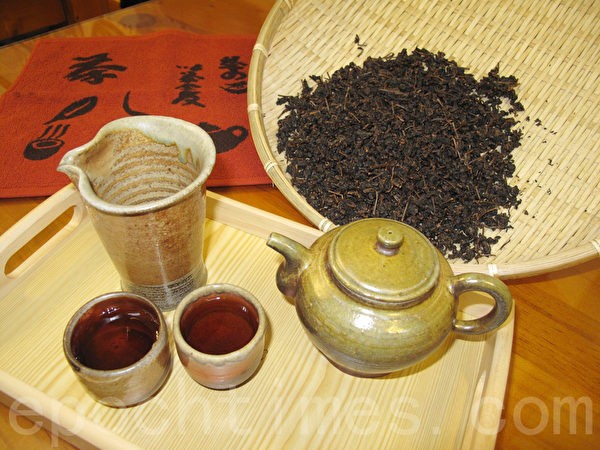 Выдержанный чай. (Изображение: Zhuang Yizhen via The Epoch Times)