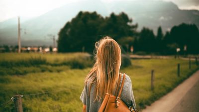 Дауншифтинг: самореализация или бегство