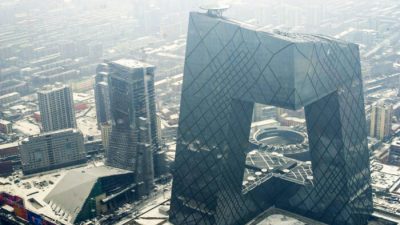 Регулирующие органы Китая: Телевидением должны руководить политики