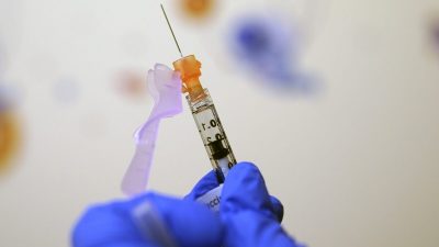 У детей есть иммунитет, им не нужны вакцины
