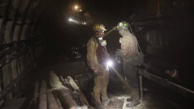 Работы по спасению 13 горняков на шахте «Пионер» прекращены (видео)