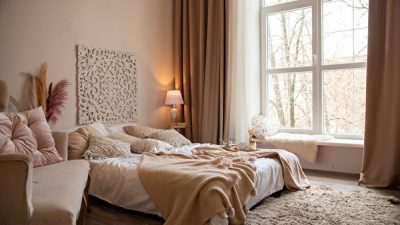 Чтобы встретить зимний сезон, придайте своему дому новый облик. (Shutterstock)
