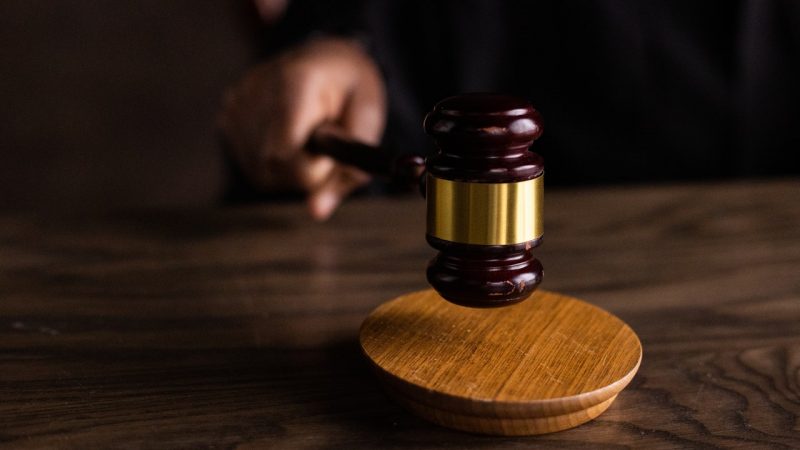 Суд вынес решение об уплате 14,3 млрд руб. в пользу «ВЭБ.РФ». pexels.com/EKATERINA BOLOVTSOVA/СС0 | Epoch Times Россия
