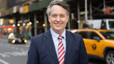 Как Пекин подчиняет американские корпорации