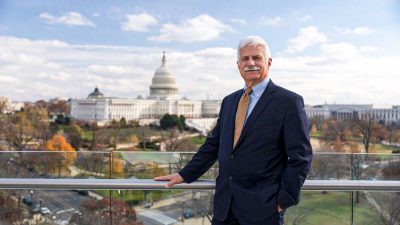 В Китае репрессируют как минимум 3 группы людей, заявил бывший сотрудник Госдепартамента США