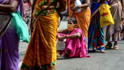 В Индии женщины с низким уровнем дохода сильнее страдают от пандемии, чем мужчины