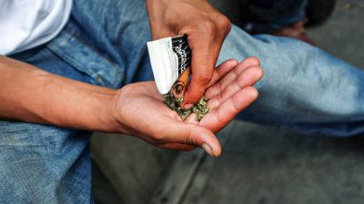 Во Флориде 35 человек находятся при смерти после употребления спайса