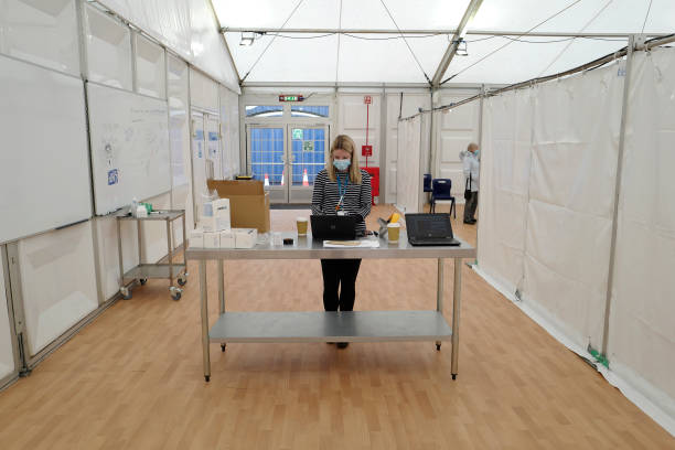 Пункт массовой вакцинации. Фото:  Hugh Hastings/Getty Images | Epoch Times Россия