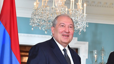 Глава Армении уходит в отставку