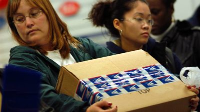 «Омикрон» из Канады в Китай с любовью