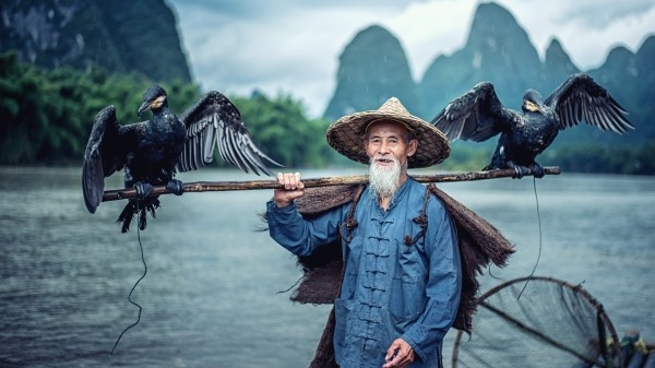 Хотя у сына рыбака было отличное снаряжение от его предков, он никогда не выходил в море. (Фото: Adobe stock） | Epoch Times Россия