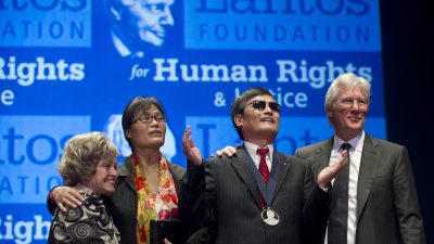 За что Голливуд включил Ричарда Гира в чёрный список