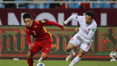 Китайская сборная по футболу проиграла Вьетнаму и потеряла шанс сыграть на Чемпионате мира