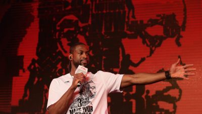 Эпидемия распродаж. Баскетболисты NBA заключают сделки с китайскими производителями обуви