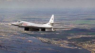 Российский сверхзвуковой стратегический бомбардировщик-ракетоносец самолёт Ту-160М. Фото: commons. wikipedia.org
