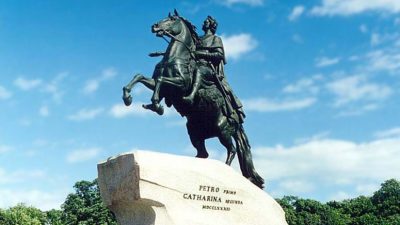 «Медный всадник» Фальконе – движение и страсть в камне