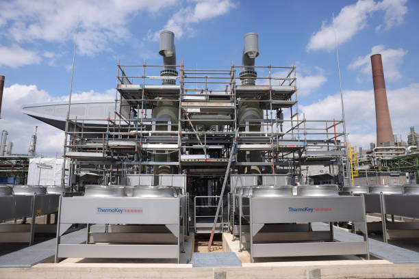  Общий вид во время открытия экологически чистого завода по производству водорода REFHYNE в Shell Energy and Chemicals Park Rheinland 2 июля 2021 года в Весселинге, Германия. Фото: Andreas Rentz/Getty Images | Epoch Times Россия