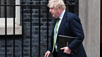 Члены парламента Великобритании выступили за ужесточение санкций против России