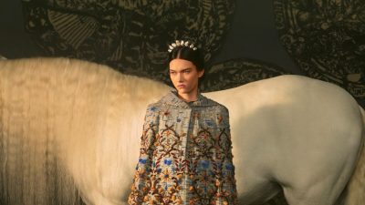 Единство мифа и разума от Диор