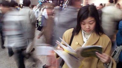 Компартия Китая не может справиться с пятой волной безработицы