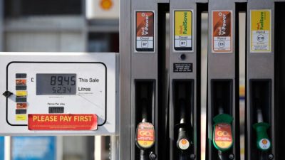 Shell перестанет покупать российскую нефть и природный газ