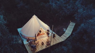 Глэмпинг — новый вид экзотического туризма