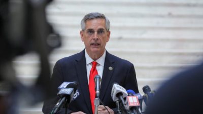 В штате Джорджия лица, не имеющие права голоса, регистрируются для участия в голосовании