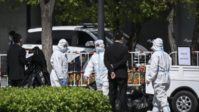 В Пекине люди заражаются COVID-19 целыми группами