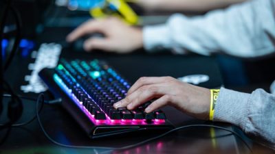 Обнаружена связь между игровой зависимостью и суицидальными наклонностями
