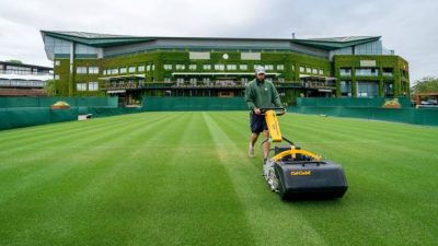 Российские и белорусские теннисисты отстранены от турнира в Уимблдоне