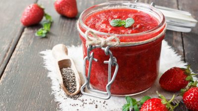 Джем из свежей клубники с чиа
