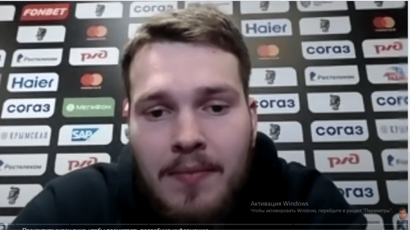 Внук Третьяка играет в составе сборной России по хоккею Вратарь Максим Третьяк, внук трёхкратного олимпийского чемпиона Владислава Третьяка. Скриншот/youtube.com | Epoch Times Россия