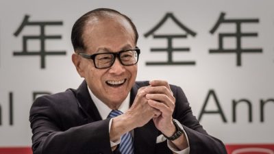 Гонконгский Супермен инвестирует во Вьетнам с бурно развивающейся экономикой