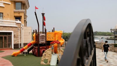 Из международных школ в Китае массово увольняются иностранные учителя