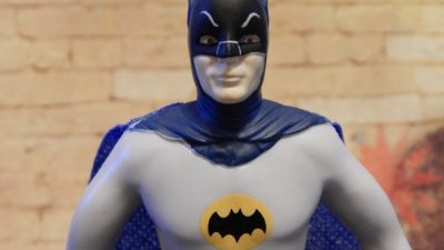 Кинотеатр во Владивостоке нелегально показывал «Бэтмена» и «Соник 2» под другими названиями