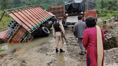 В индийском штате Манипур сошёл оползень, есть жертвы и пострадавшие